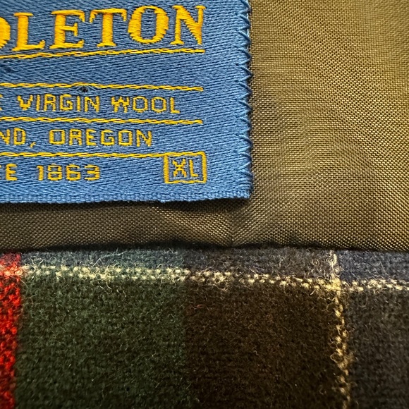 Vintage Pendleton Plaid Flannel Shirt wool size XL made in USA - Picture 5 of 9